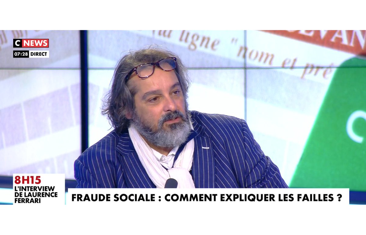 On apprend que parmi les 14 milliards de #fraudeSociale, un couple de roumains a déclaré 1200 grossesses et perçu plus d'1 million d'euros sans aucun contrôle pendant plusieurs années dans le Nord
Ça n'est qu'en déménageant dans l'Est que la fraude a été détectée...
#cnews