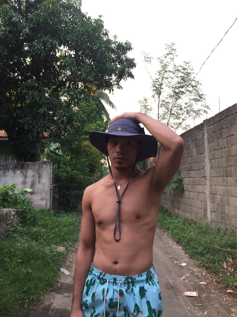 Owalicious101's tweet photo. tikman mo na to masarap ako 😂✌🏻 https://t.co/oGjpZPG2YS