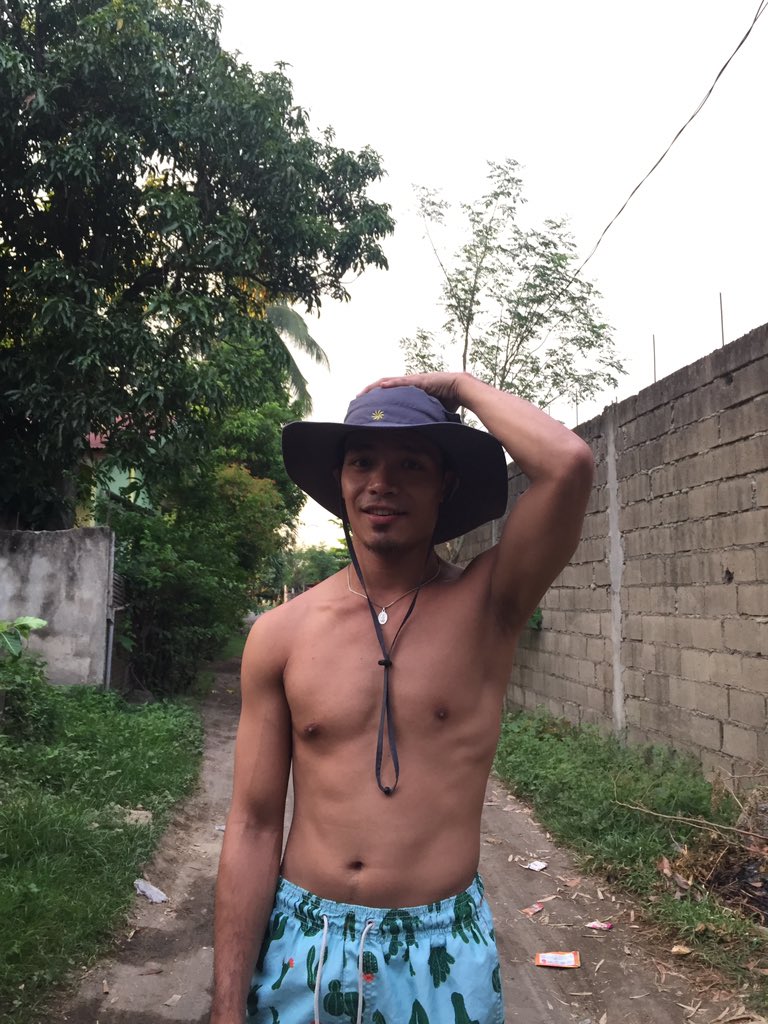 Owalicious101's tweet photo. tikman mo na to masarap ako 😂✌🏻 https://t.co/oGjpZPG2YS
