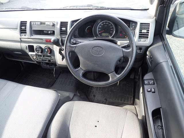 RtsUganda's tweet photo. TOYOTA REGIOUSEACE VAN 2007/3
CIF : USD 5700  

already available at the port

odometer(ODO):167,000 KM
Fuel:   PETROL
Engine Size:1,990cc
Transmission(Gear): AT
Drive:2WD
Door:5
Seats:3[6]

https://t.co/X4yQ4dwNk1
#UsedJapaneseCars #sbtjapancars #hiacevan2007 https://t.co/NENxxsHMnM