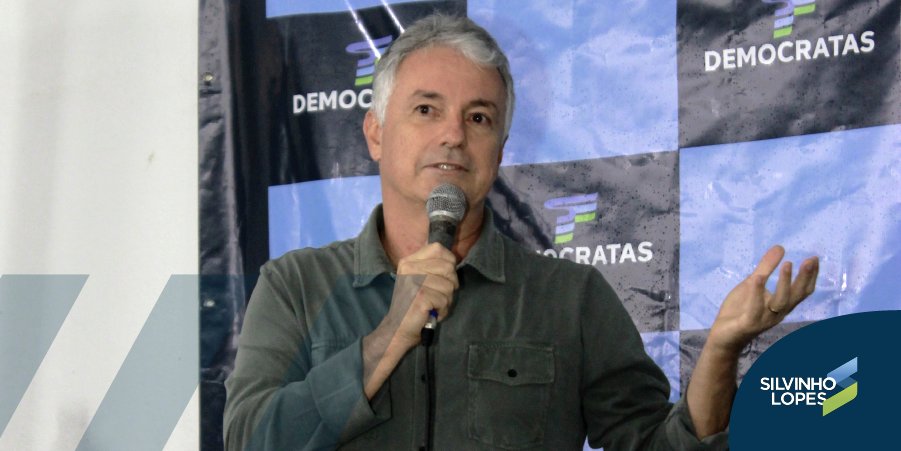 SilvinhoLopes25's tweet photo. Aprendi muito ao atuar como secretário de planejamento e gerente municipal na gestão Silvio Lopes. Uma das lições foi ter o equilíbrio entre o político e o técnico. A outra foi que a parte burocrática precisa ser profissional, não se pode jogar dinheiro pelo ralo. #gestaopublica https://t.co/0dPgbDF5bo