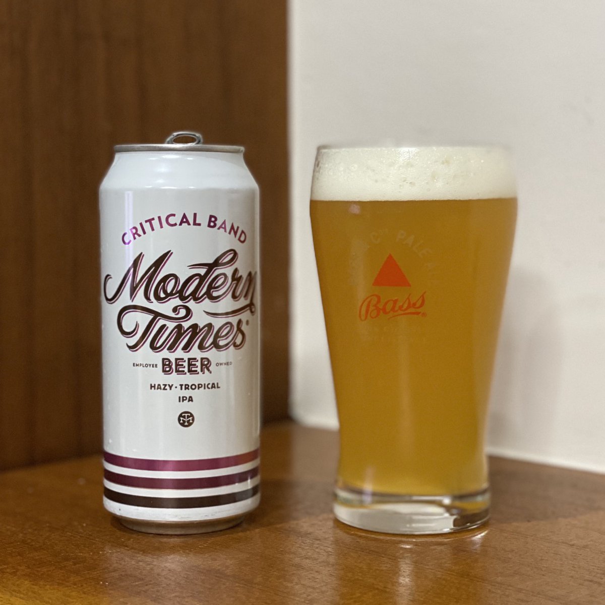 k97025's tweet photo. #craftbeer
#ModernTimesBeer
#HazyTropicalIPA
#CRITICALBAND https://t.co/ufCx1TvxyZ