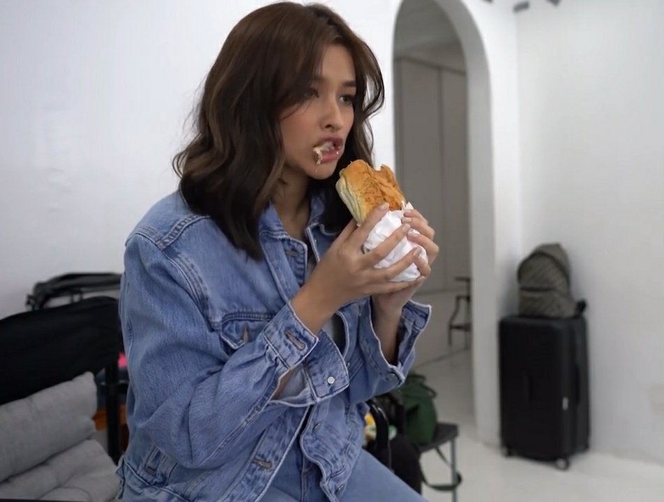 dustbiaduo's tweet photo. Yummy! So cute!

Life With Liza @lizasoberano

WATCH HERE: https://t.co/HoYtUNaWnL https://t.co/OIH9zIUzQQ