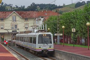 RevistaViaLibre's tweet image. Licitado el contrato de modernización de la catenaria en la línea de ancho métrico Orejo-Liérganes vialibre.org/noticias.asp?n… @Adif_es @mitmagob @Renfe #Cercanías @cantabriaes #PlanGlobal