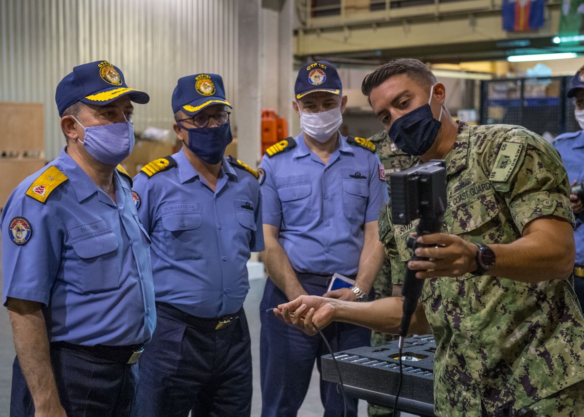 Rear Admiral Inanir, Commander of CTF 151 visited the #USCoastguard in #Bahrain to study their vessel board and search training facility. Called Ship in a Box, it develops counter-piracy skills, helping improve #maritimesecurity in the region. Read more bit.ly/3ifAXFZ