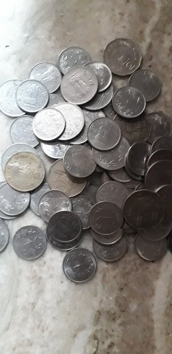Chasingntstars's tweet photo. Got some nostalgic treasure... Btw ye chlte h ya nhi.. Depends on the outrage of the place u living.. https://t.co/RBbya1ZuTu
