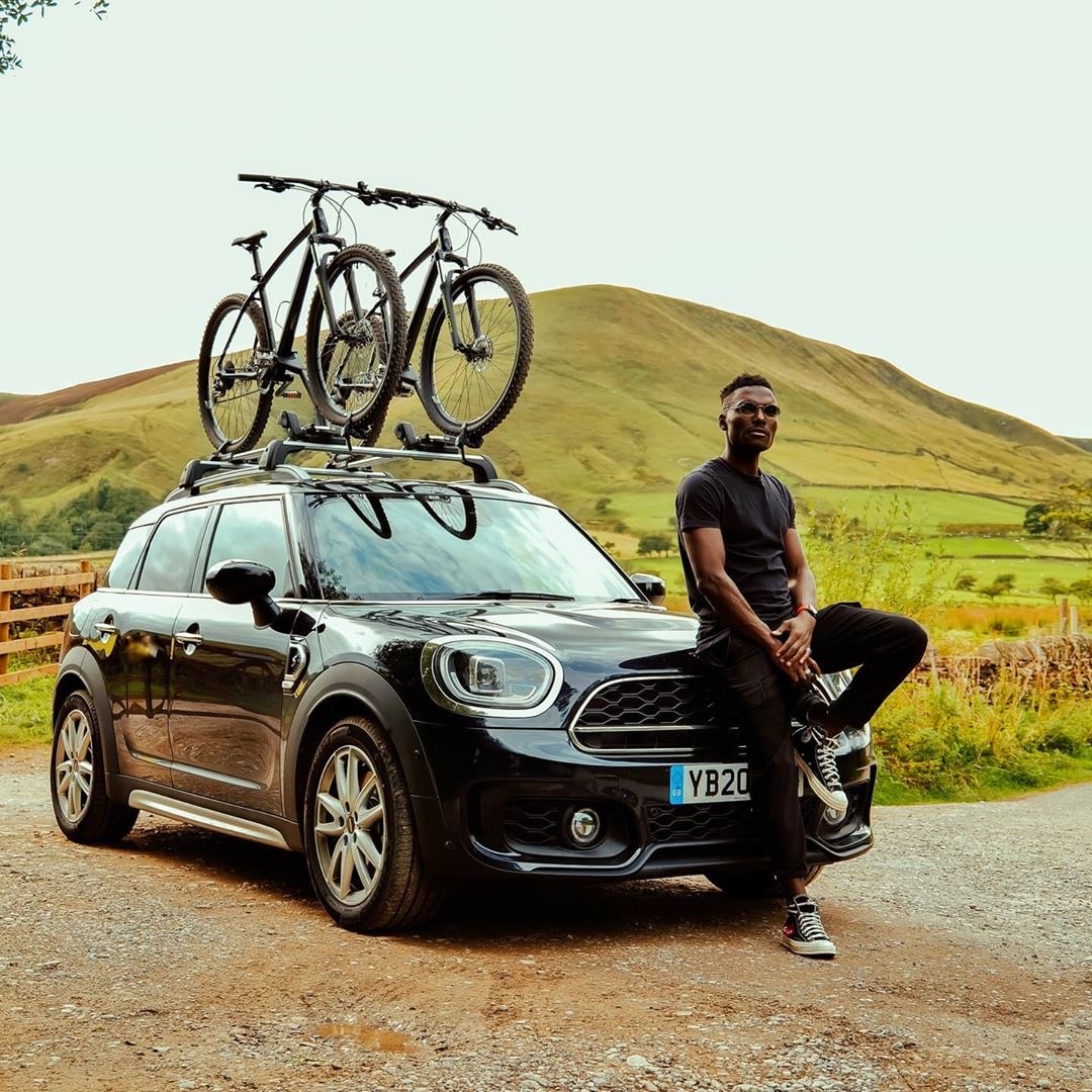 VinesgroupMINI's tweet photo. The #MINI Countryman on another Big Day Out. This time @gadgetsboy put’s the new Countryman 2020 through its paces whilst capturing some amazing pictures of the Peak District. 📸 @gadgetsboy /@gadgetsjon

#MINI #MINIUK #VinesMINI #MINICountryman #PeakDistrict #JourneyBig https://t.co/0LMAjslkZK