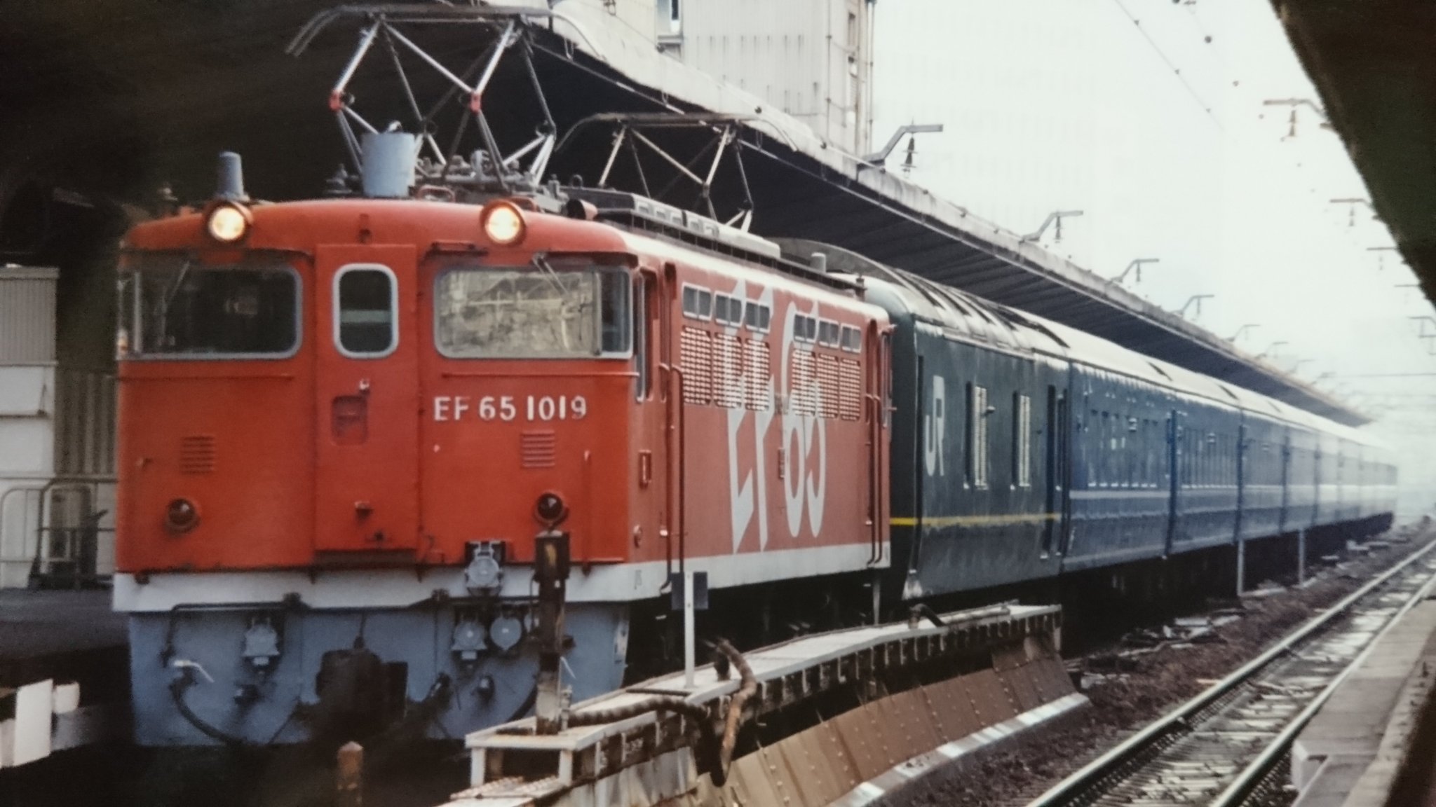 Bトレイン　EF65+24系　急行銀河 N）24系25形 寝台急行「銀河」 （N）EF65 1000 後期形(JR仕様