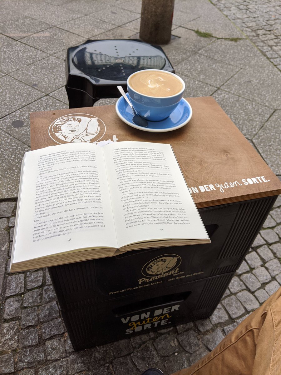 Mein typischer Morgen in Berlin. Manchmal brauchts auch eine Pause von <a href="/rethincGmbH/">re:thinc</a>, um danach wieder Gas zu geben #takeabreak #refill