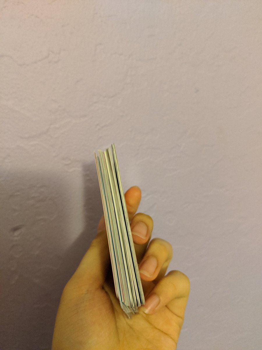 mud_pants's tweet photo. my photocards v my brother's photocards https://t.co/sNYqdIZ5aI