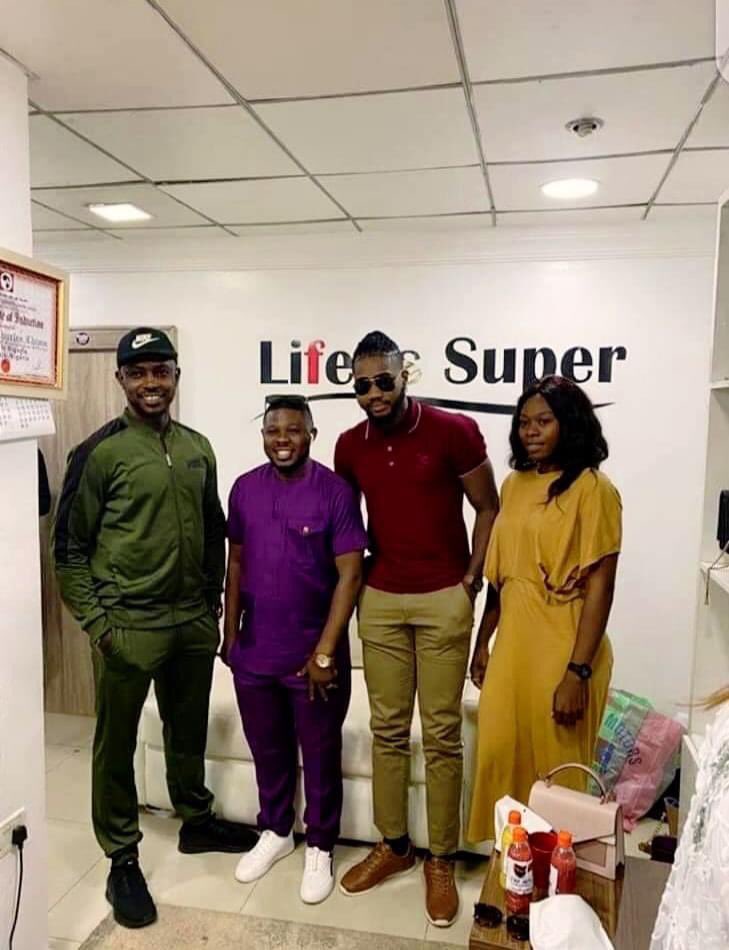 Samuel_Conno's tweet photo. That's BBNAIJA PRAISE!!
I wonder what you’re still waiting for. Get on board and become a distributor now!!
Las las, It’s SuperLife or SuperLife💯🙌🏾
https://t.co/0qacMURwGD is the WhatsApp code to get started.
#SuperLifeWorld #LifeisSuper #bbnaijalockdown2020
#BBNaijaLockdown https://t.co/YSfstdc3yi
