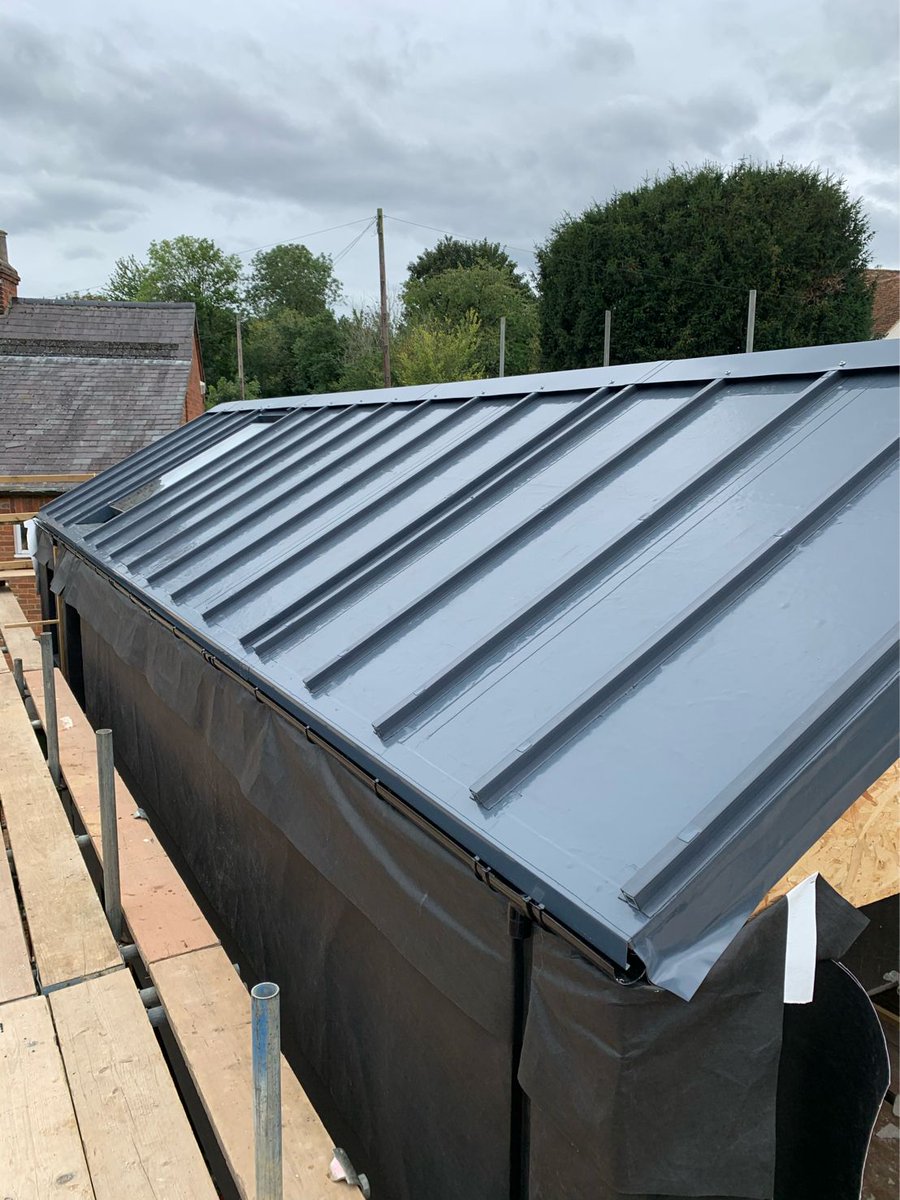 icb_uk's tweet photo. An interesting #project by our Approved Contractor, @barleadwork. He installed our @alwitra Evalon VSK system with the ICB Solafix profile, allowing the client to install a #timbercladding system. We can't wait to see the finished project!

#construction #architecture #design https://t.co/LUzYZCOPhr