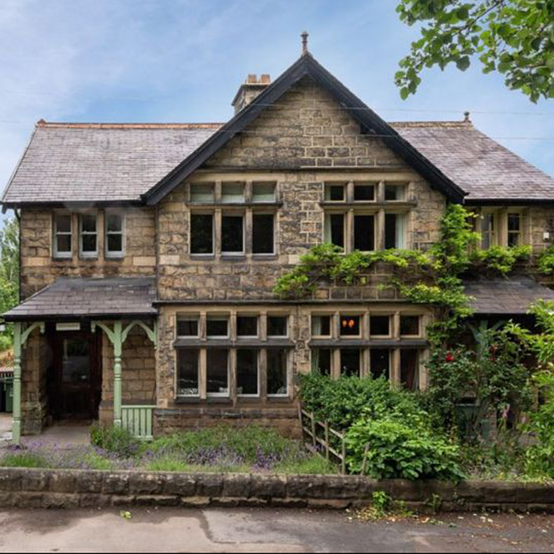 visitotley's tweet photo. There's been a soar in housing demand since the end of the Covid lockdown. But how does that affect Otley? Check out the guest blog on Buy in Otley from Ison Harrison to find out. 
https://t.co/wyzpMmwGXD

#BuyinOtley #VisitOtley @OtleyCouncil @OtleyBID https://t.co/Ai3kYgfWO5