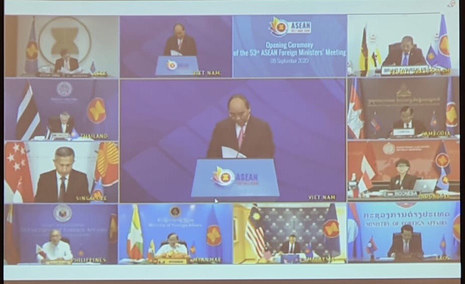BINH_ASEAN's tweet photo. Opening #53_AMM against complex global&amp;regional context&amp;unprecedented challenges posed by Covid-19, VN PM Phuc underlines importance of #cohesive_responsive_ASEAN, #ASEAN_centrality_resilience, advancing growth, containing pandemic, maintaining peace, security and stability. https://t.co/B1yvPRxxc9