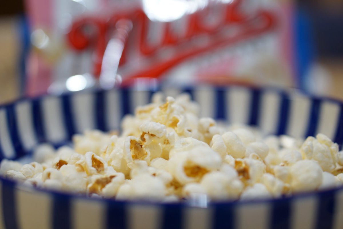 赤穂の天塩 公式 𝔸𝕄𝔸𝕊ℍ𝕀𝕆 Twitter પર 私は映画館では飲み物を飲むとトイレに行きたくなるのでポップコーンとドリンクは買わないのですが おうち映画館だとドリンクもポップコーンも気にせず食べられるので良いですね イコライザー 1 2とも面白かっ