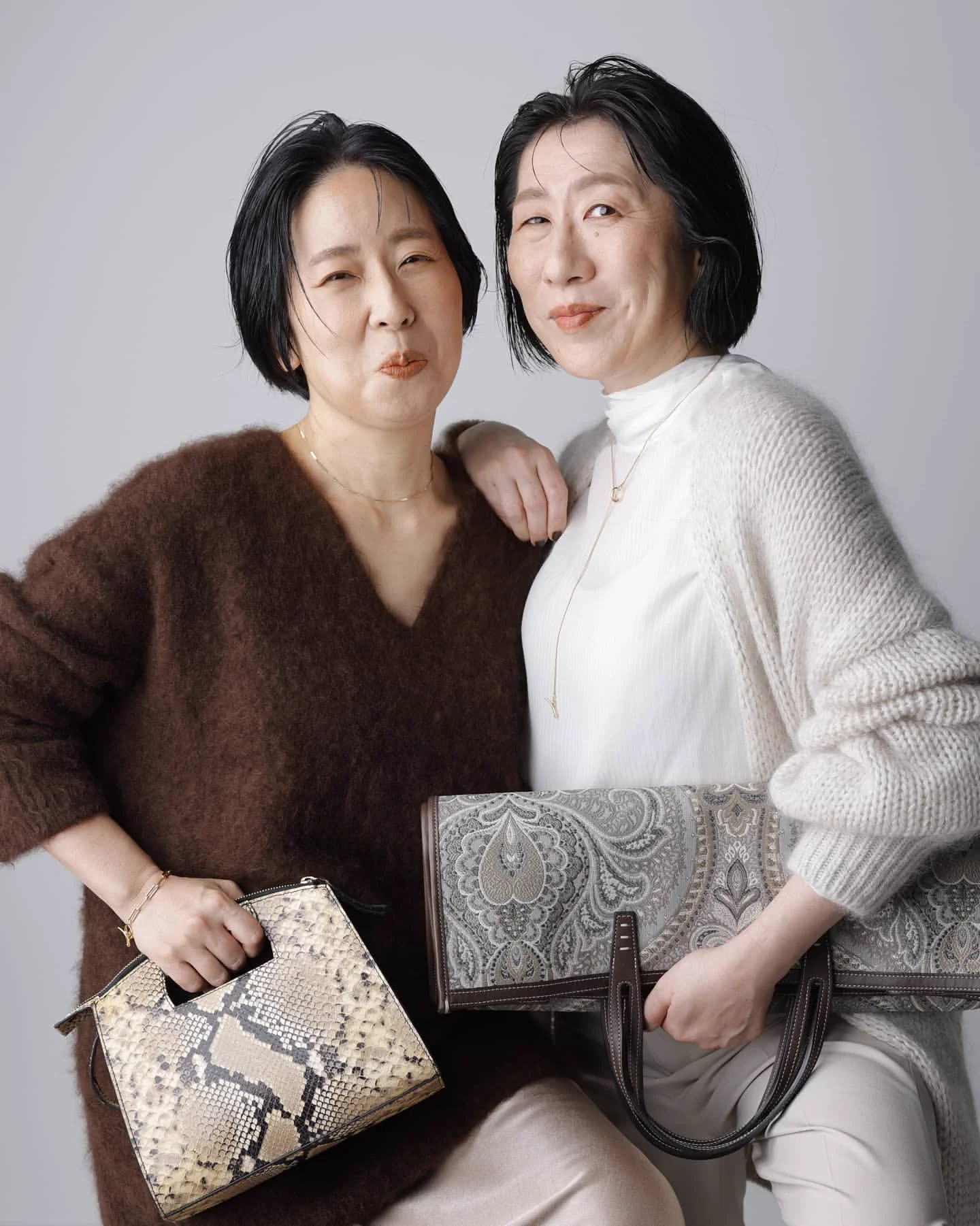 ヒルナンデス！の企画で阿佐ヶ谷姉妹が『Oggi』の表紙に！