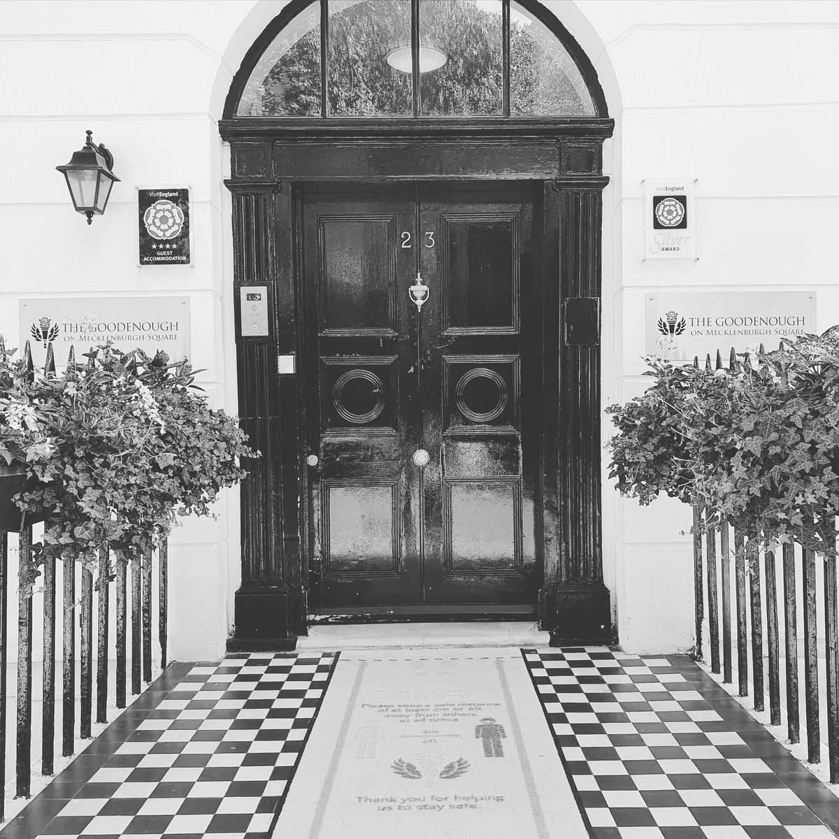 GoodenoughHotel's tweet photo. Thanks for your review Alison 😊 We are so glad that all our new safety procedures made you feel safe.

Go team! 

Remember to book direct for our best prices: https://t.co/AyEvLaCXfr 

#hotel #covidfreezone #hotelgoals 

https://t.co/lqjHLCo2u0 https://t.co/bZioE1R4ix