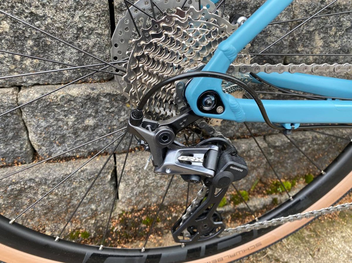 cookstowncycles's tweet photo. Gravel season ahead!
2021 Cube Nuroad Race now in stock
Newly designed frame with full carbon forks
GRX 800 groupset
Schwalbe G-One All Round tyres
Sizes 53 &amp; 56 in stock
£1399 @CUBEBikesUK https://t.co/wnuPpxWHnZ