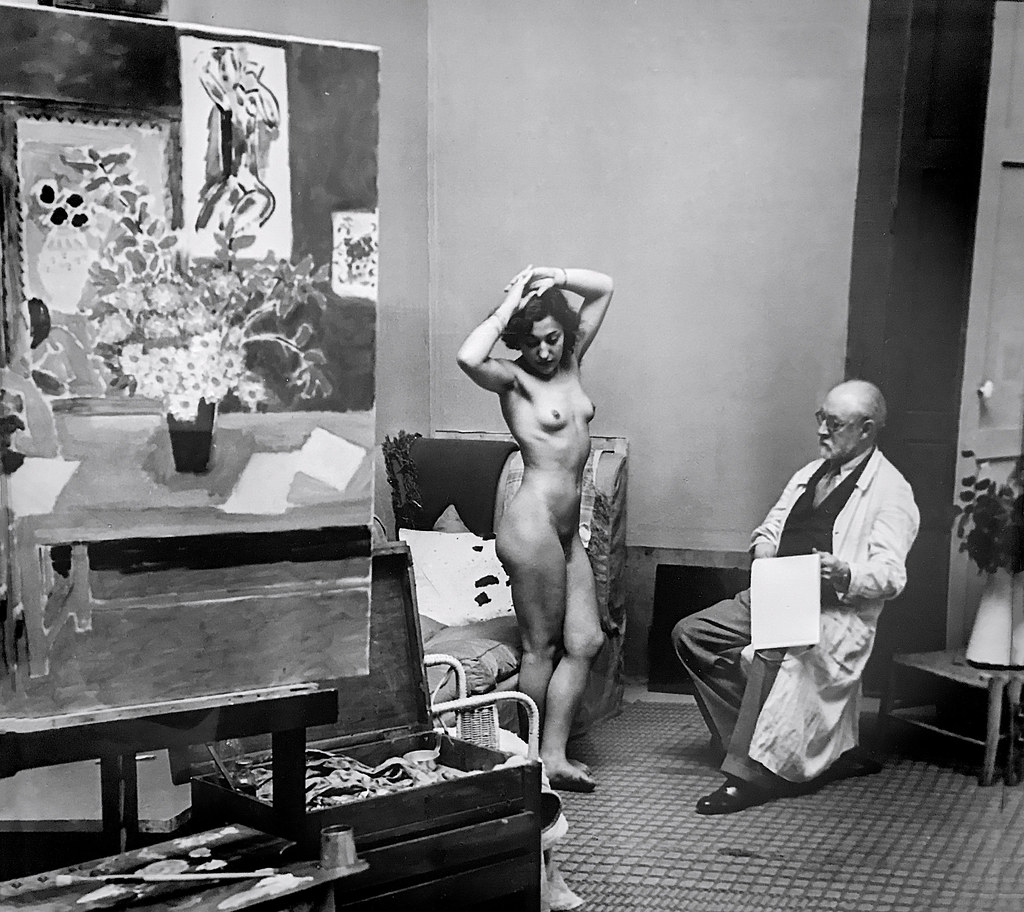 He was pals with Dali, Picasso, and Matisse, but Brassaï’s big influence was Toulouse-Lautrec - hence the fascination with those who keep us night owls satiated...