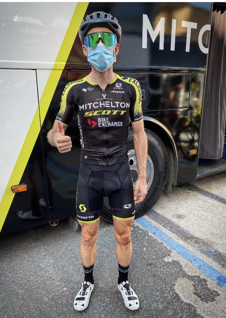 GreenEDGEteam's tweet image. Did you guess correctly❓❓

These ‘pins’ actually belong to @SimonYatess 🦵🏼👇🏼

#TirrenoAdriatico 🇮🇹  #LeanMachine