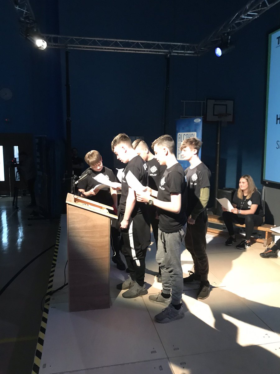 3.  @skilili90  @AlcoholHarmCop  @RonaldHogg1 from  @DurhamPolice  @DurhamAHRU these guys have all been involved in my journey and i am all the better for knowing them & working together to better things for people who use drugs 