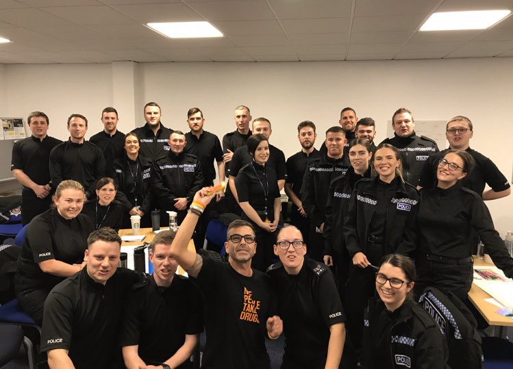 4. Ive also been really blessed to deliver  #LivedExperience sessions to new  #cops  @ClevelandPolice tooAgain i have been lucky to get to know some awesome cops who are now  #friends such as wor  @ScottCowie14  @Dockers2026 &  @IPLDPSgt all doing their best to make changes for  #pwud