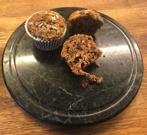 MiracleMatcha's tweet photo. Our award winning health mix-in is so versatile you can use in virtually anything like our vegetarian &amp; gluten free breakfast muffins! Made with GF flour, health mix-in, mashed banana, coconut sugar, sunflower oil, cinnamon, sultanas, cranberries, with pumpkin &amp; sunflower seeds. https://t.co/bEPPy80UeL