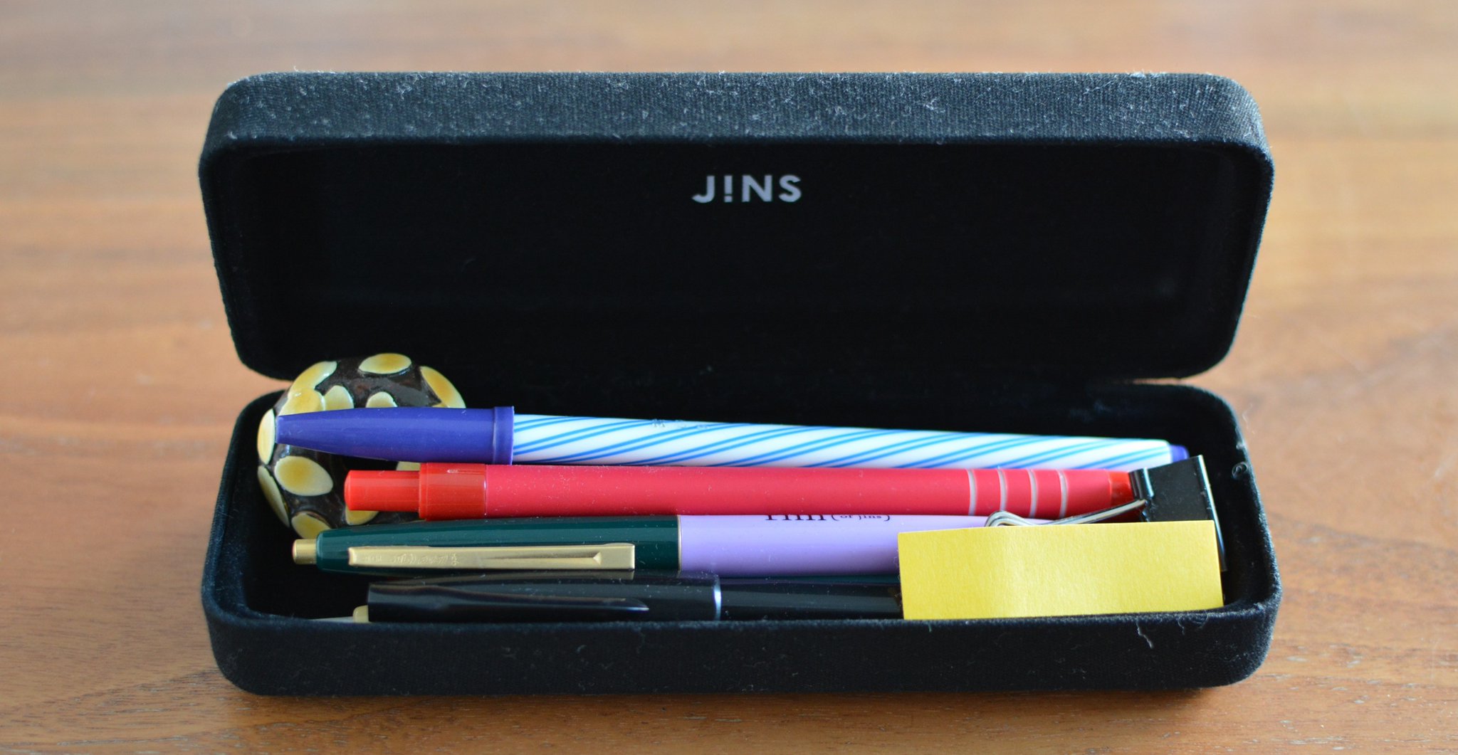 Jins メガネケース活用法のクオリティも ぐいぐいあがってます Jins Jinsのメガネケース万能説 ペン ケース T Co Ibqz0sxfy2