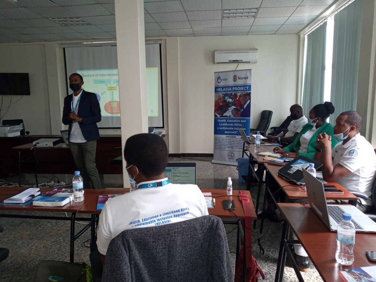 hi-rwanda tweet media