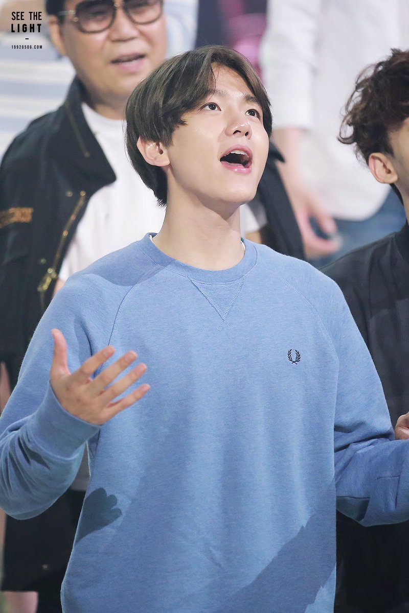 LoveDayBAEK's tweet photo. 150515 #백현 
https://t.co/kc3Rk3bfeH
https://t.co/jKMLncKUKo https://t.co/iNLJBJx2Yj