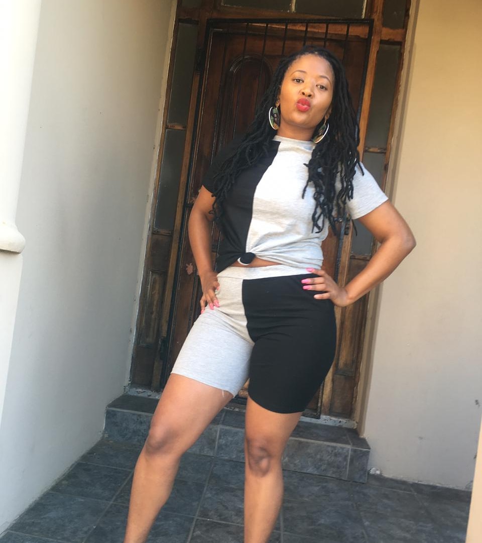 cecemabadi's tweet photo. #clickschallenge dreadlocks babe https://t.co/zQUWacMNWF