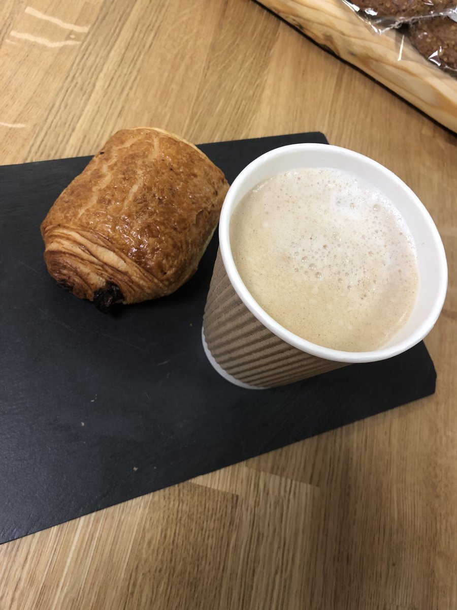 CampionIFG's tweet photo. Students and staff are enjoying their new coffee offer in the Sixth Form area at @Campion_School
Large selection of hot drinks and tasty cakes! ☕️ 🧁
#Hub6 #backtoschool #schoolcatering https://t.co/HoUnqyl9Q7