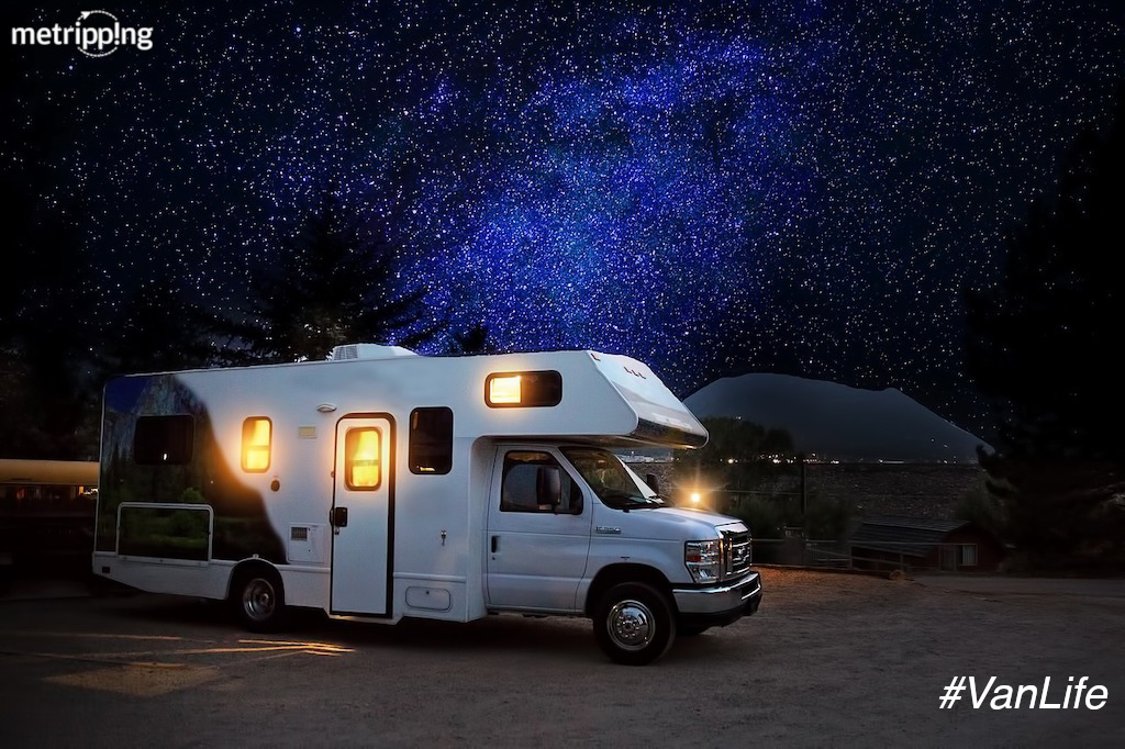 MeTripping's tweet photo. Indian travellers have a new way to do a #roadtrip! Why fly when you can #DRIVE! With #travel and #STAY taken care of, you just need to plan what to do in your #Destination. Check out all possible #activities in your #city with https://t.co/bA71fsw2us #holiday #traveling #trip https://t.co/OtWQAK0Pjf
