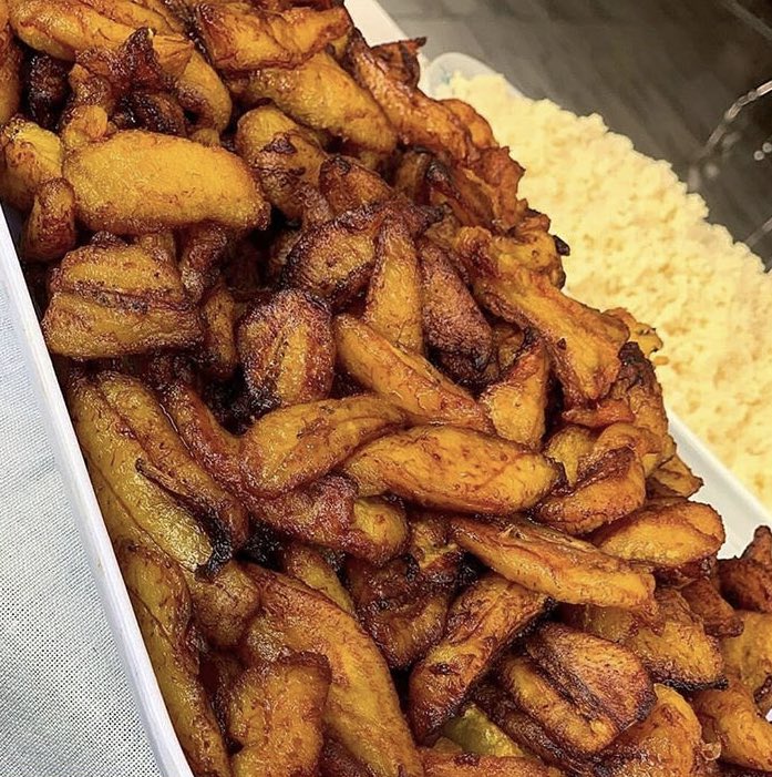 frankiezkitchen's tweet photo. There’s a huge difference between fried plantain and dodo😍😍🥰🥰🥰🥰

What are you craving?
#BBNaijaLockdown #LayconOnceSaid #terrywaya https://t.co/SThhdioS00