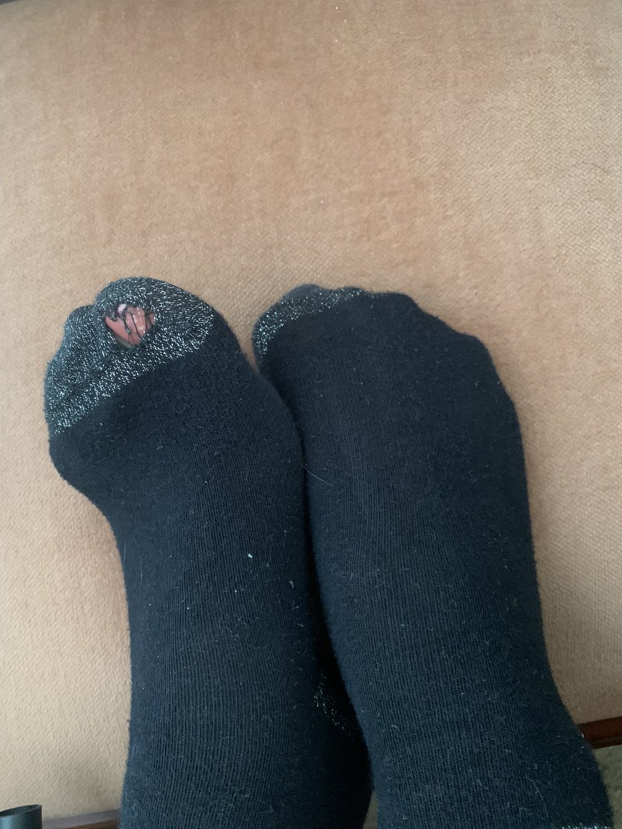 berr_cas's tweet photo. Very well worn #socks for you 😈 hope you like them sparkling 😘 open for longer wear or other ideas 💵😈 dm me or #scentedpansy cbea ##usedsocks #sniffmysocks #feetfetish #lickmytoes #daddysgirl #findom #treatme #naughtygirl #ukgirl #smellmypants https://t.co/hOoW6IRQul