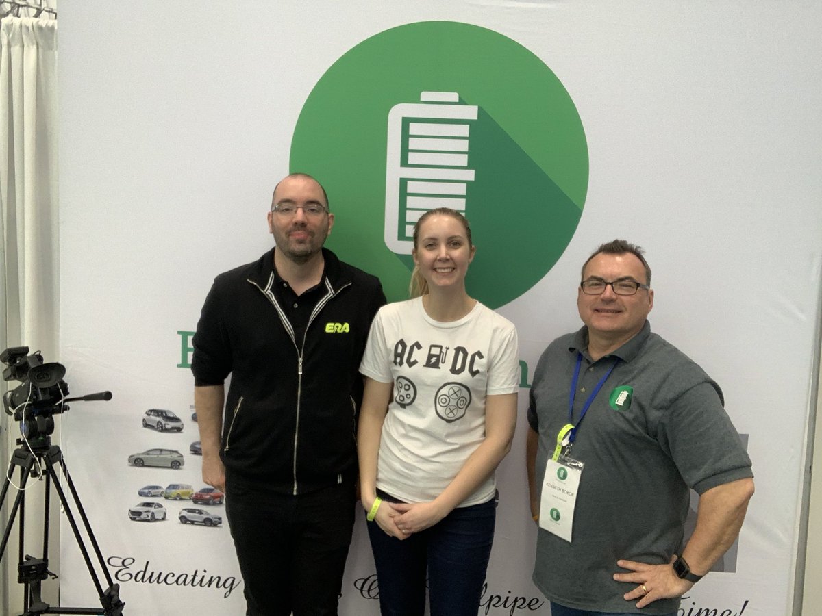 She_sElectric's tweet photo. @FoxGeorgiou @JordeeBrompton @106Euan @ecocars1 @pluginadventure @The_PlugSeeker @FullyChargedDan @BMWi @KateFantom @ERAChampionship I’ve only managed one #EVenture this year to #FullyChargedLiveUSA https://t.co/ClhJ7bD6uT