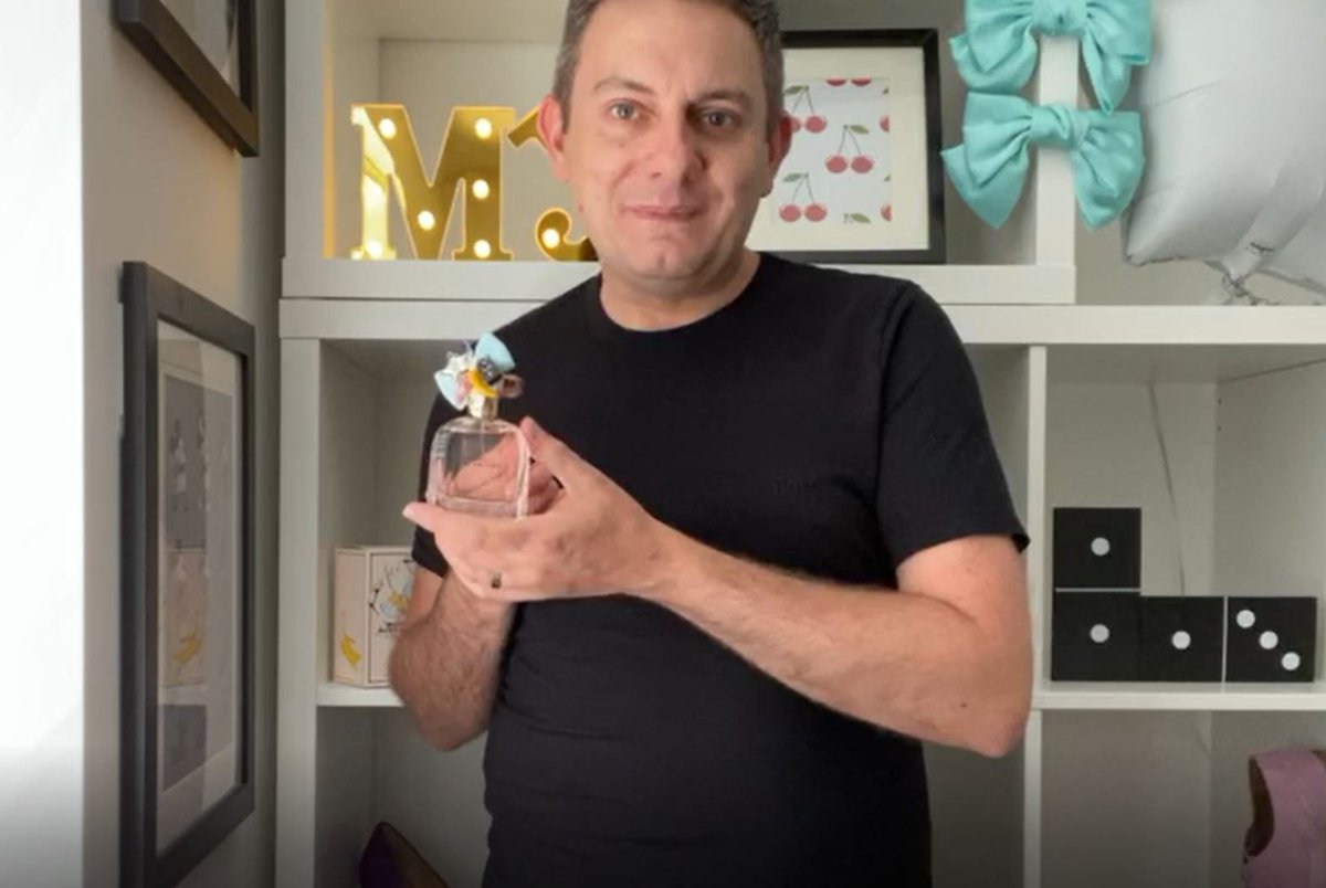 The Perfume People tweet media