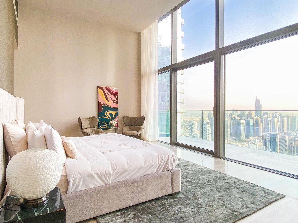 selectgroupuae's tweet photo. The breathtaking, half-floor penthouse in Jumeirah Living Marina Gate is spread over 6300 sq/ft.
Investor interest in this exclusive residence is high. Call today to schedule a visit.
#selectgroupuae #marinagate #dubaimarina https://t.co/hrRas6Lvfn