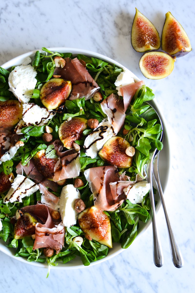 Figs, burrata, prosciutto di Parma, hazelnuts.. all dressed by delicious extra virgin olive oil from Tuscany and balsamic vinegar from Modena. Could easily eat this all day! <a href="/prosciuttoparma/">Prosciutto di Parma</a> #italianfood