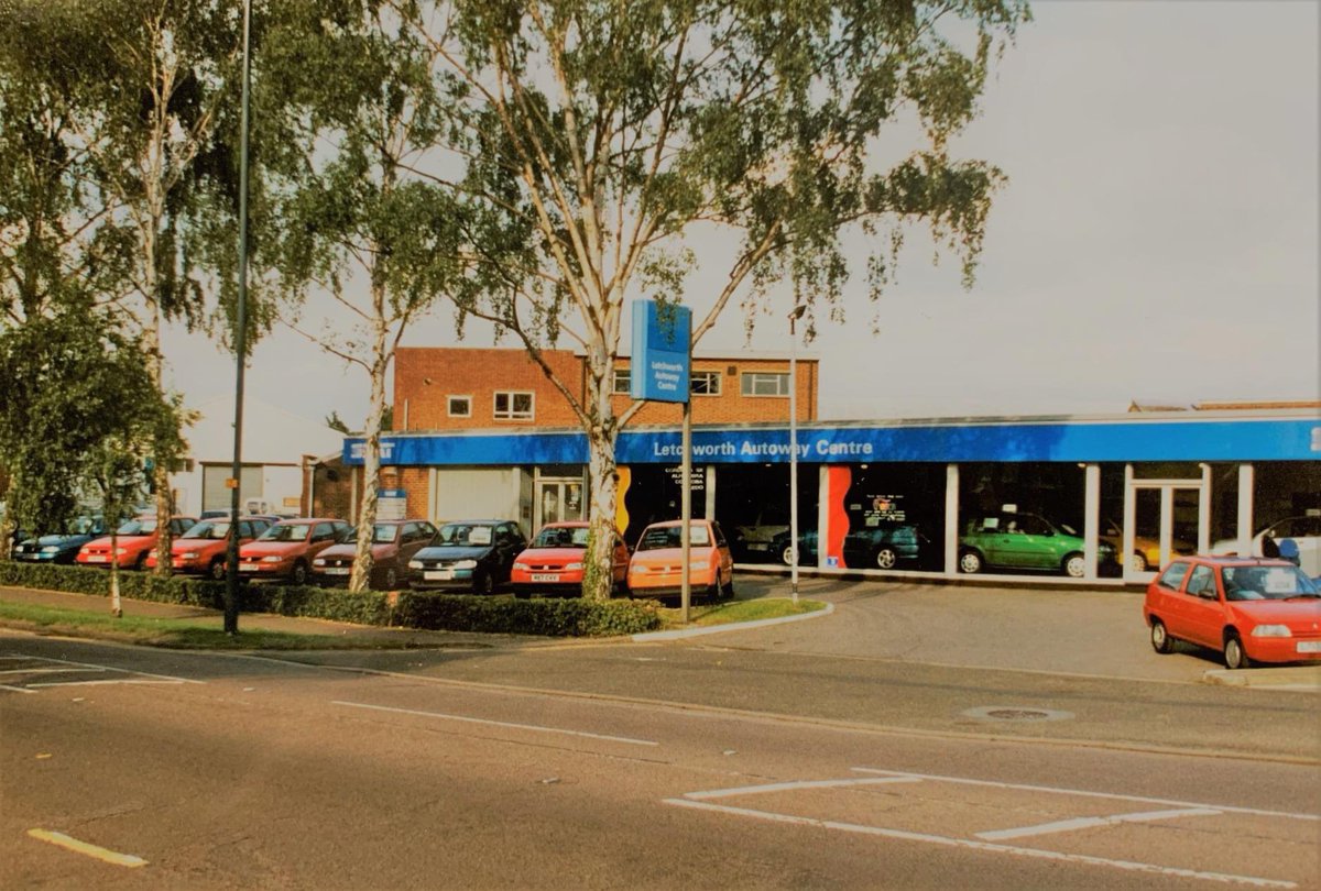 Happy Anniversary to us! 🎉
A whole year ago today we moved to our brand new showroom after 45 years at our previous one. 
We would like to say a huge thank you to all of our customers. 
Here's to another 45 years 🥳
#LetchworthSEAT #Letchworth #FamilyBusiness #SEAT #SEATUK