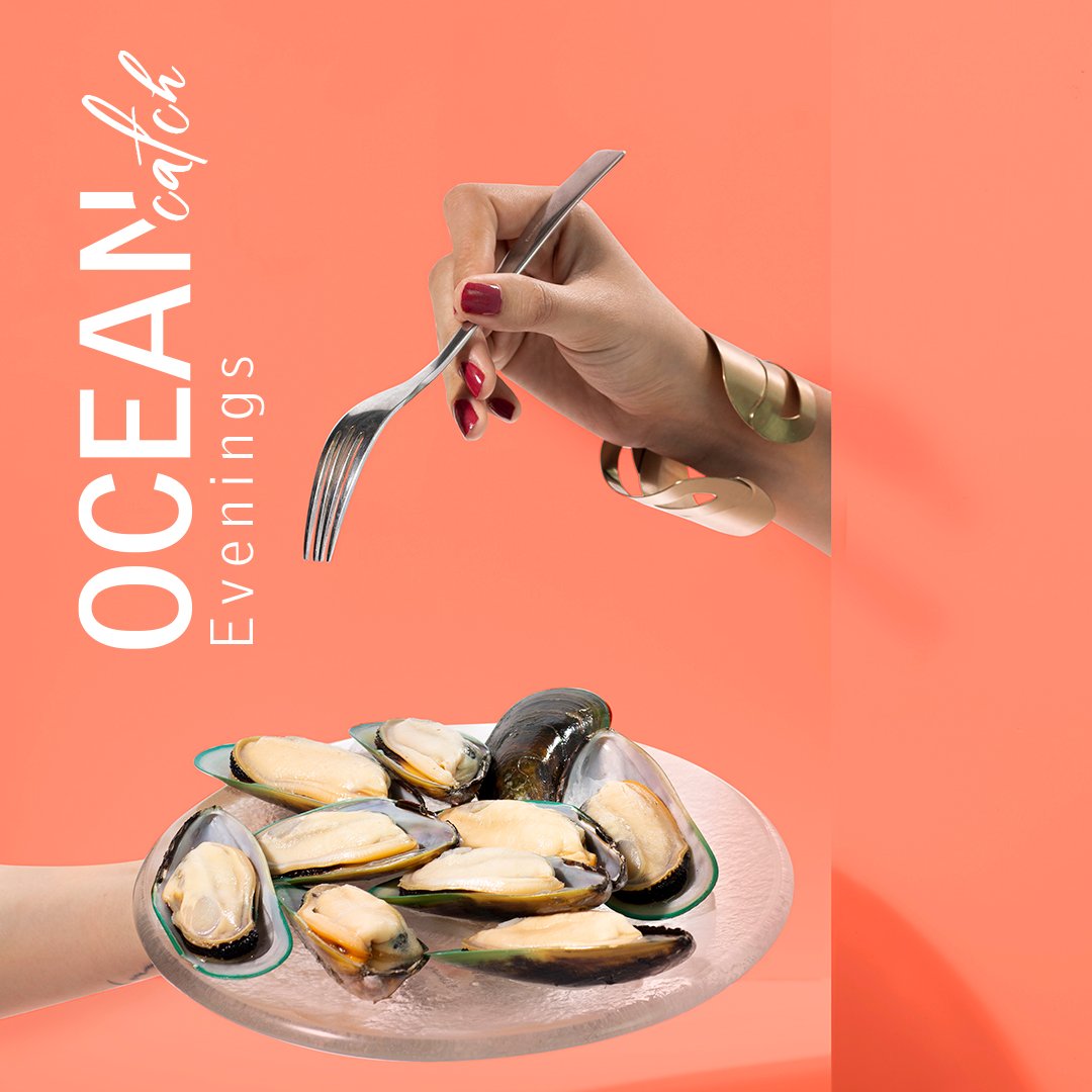 MeridienSaigon's tweet photo. "Ocean Catch Evenings" dinner buffet tonight featuring imported mussels along with a buffet of fresh seafood at Latest Recipe Restaurant. 
Call 028 6263 6688 to make a reservation. https://t.co/8RwdZSN06M