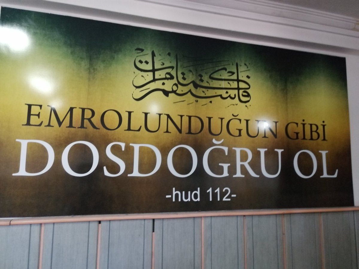 İmam hatipler üzerinden aziz İslam'a kin kusanlara inat, İmam hatip okulundan ince bir mesaj yolluyorum.

[Anlık] 😉
#hepimizimamhatipliyiz
#HaddiniBilErolMutercimler