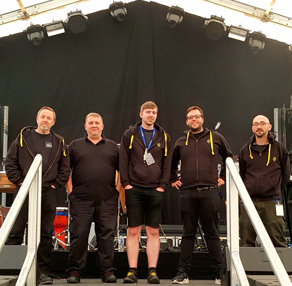 Insert_events's tweet photo. #Throwback to #Busfest 2019 with @rockthe90suk on the Main Stage
Audio Systems for Live Events, Festivals, Touring & Theatre
#InsertAudio #Festival #VW #Busfest #Rock #90s #Gigs https://t.co/2qtzB9zzqA