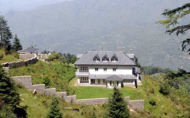 Abby_Eagle619's tweet photo. @sardesairajdeep @KanganaTeam @rautsanjay61 @IndiaToday @AmitShah sir, This is Priyanka Vadra Ghandy's house. Every Indian knows that it is illegal. What's stopping you from demolishing it?
Ek dhakka dedo 🙏🏻 https://t.co/T8ZxdclvQr