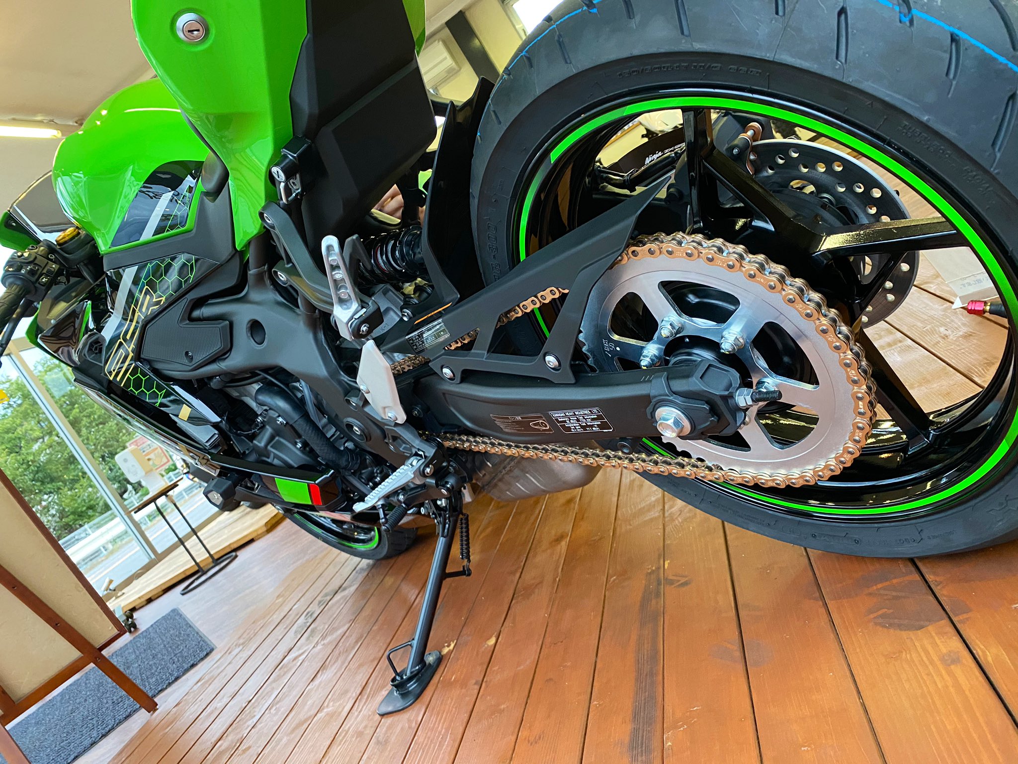 カラ松 トリックスター / Ninja ZX-4RR / ZX-4R SE(24-25) 政府認証