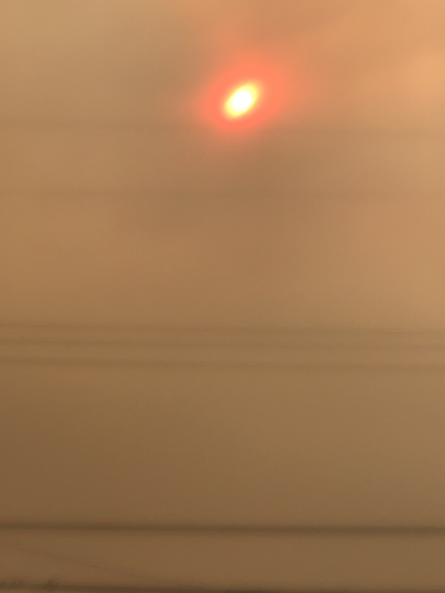 3 pic. @nplareau Blood sun 8:30am 09/09/2020 la puente #ASHFALL https://t.co/4ozVfaZYFz