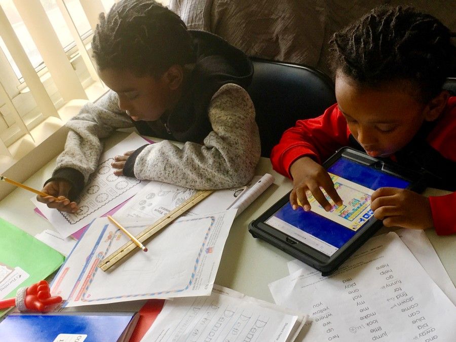 ReadJustLikeMe's tweet image. Remote Learning Tip of the week: Try to recreate the feel of school whenever possible.  Set aside a special space in your home for students to do their school work. It will help to make it more "real".  #parents #educators #remotelearning