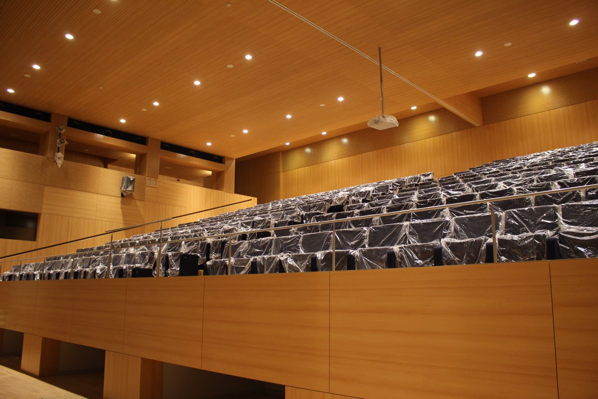 UniqspaceL's tweet photo. Uniq-wall operable partitions are designed to be customized to compliment any application and performance requirements while creating visually and acoustical dynamic spaces
Contact Uniqspace today to find your Uniq-Solution!
#operablewall  #interiordesign #uniqspace #uniqwall https://t.co/yb58JKs2Qy