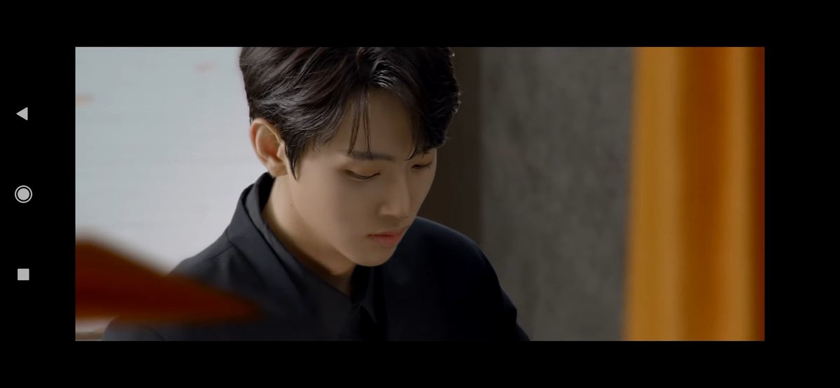 alexhearteu0610's tweet photo. His side profile so visual he looks like actor lee hyeop so handsome 😍
#Allegory_of_Hyeop https://t.co/SrF1QpY3UF