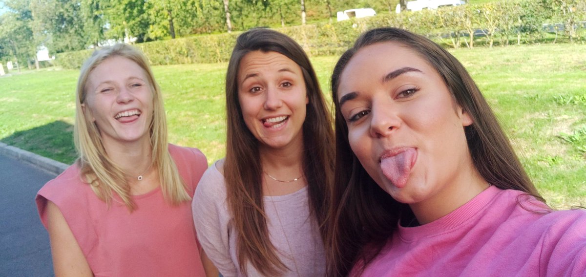 PcOrganisation's tweet image. PCO accueil un nouveau membre ! 💪🤝
Bienvenue à Margot qui rejoint la team en tant qu'assistante commerciale 👏👔📝
Ses points forts ✅: Dynamique, optimiste et efficace #PCOvalues
Son point faible ❌: Le rangement... Non Margot, une perceuse ne se range pas dans un frigo! 😂